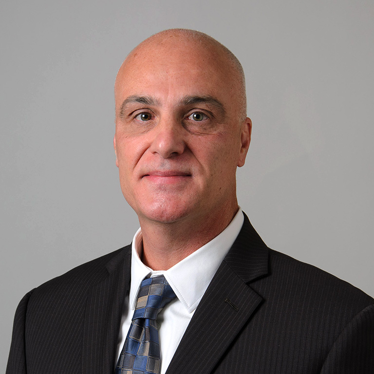 Len Sousa headshot