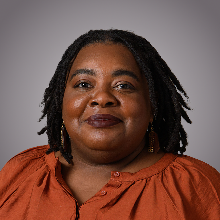 Delacruz headshot