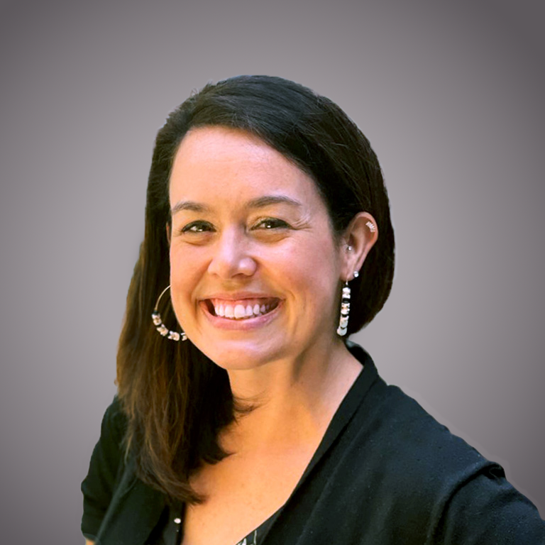 kim beardsley headshot